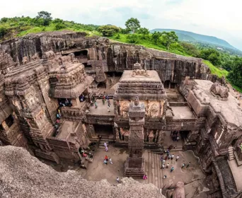 ajanta ellora caves tour