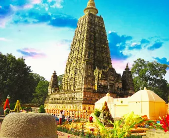 buddhist tour with golden triangle