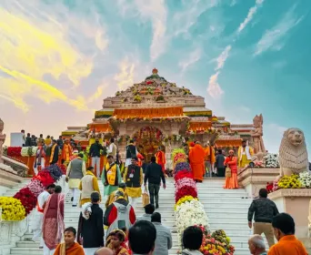 varanasi prayagraj bodhgaya ayodhya tour