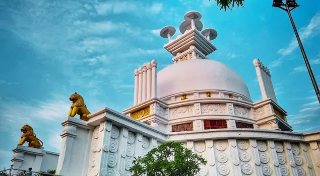 dhauli shanti stupa