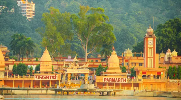 parmarth niketan ashram